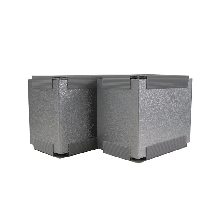 Polyurethane pre-insulated duct panel